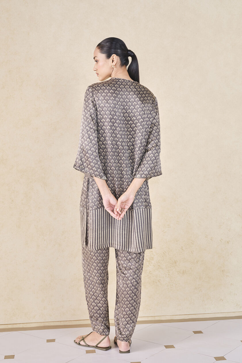 Bay Handcrafted Ajrakh Silk Co-ord - Grey, Grey, image 2